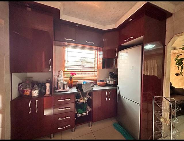 3 BEDROOM HOUSE FOR SALE IN ODINBURG GARDENS